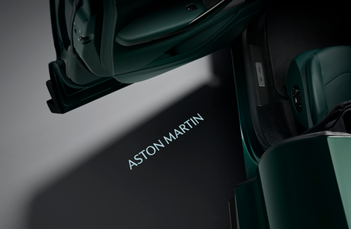 Aston Martin - Dynamic Puddle Lamps – Grand Touring Automobiles